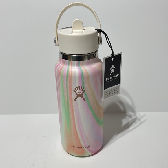 Hydro Flask LIMITED EDITION Wide Flex Straw Cap 32 oz. in Sugar Rush - Picture 2 of 16